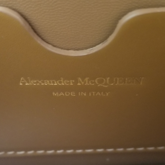 Alexander McQueen Raffia Skull Crossbody Bag Natural Camel - Picture 7 of 10